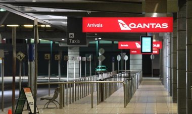 Qantas stands down 2,500 staff over Sydney lockdown