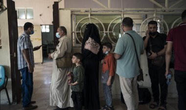 Palestinians wait to travel to Egypt after Gaza crossing reopening