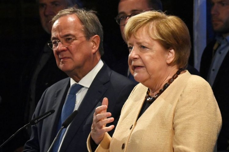 Merkel bids farewell to Stralsund, her longtime constituency