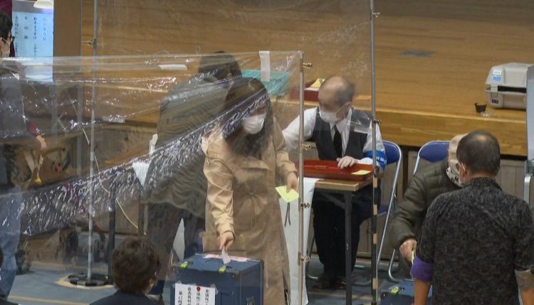 Japan votes as ruling party seeks fresh start