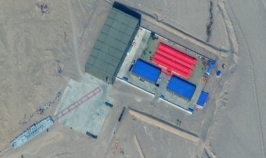 Satellites spot US warship mock-ups at apparent China weapons range