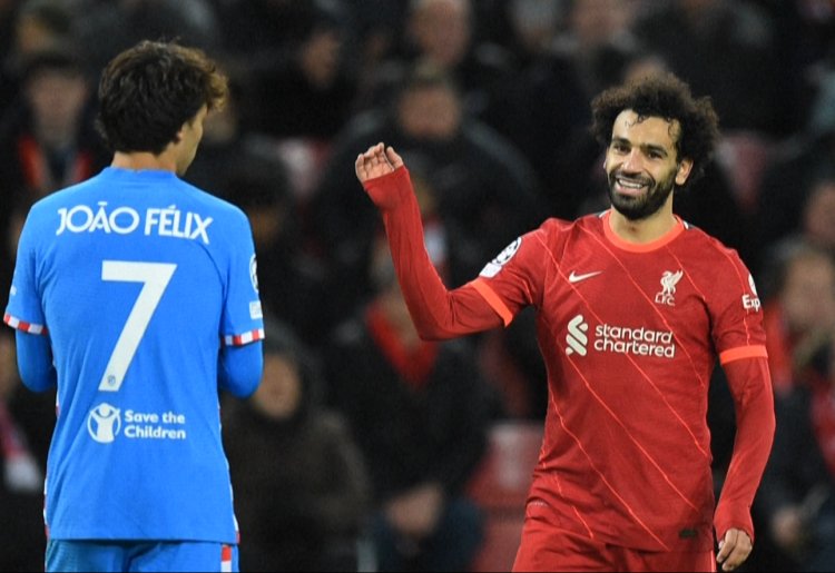 Liverpool and Ajax reach Champions League last 16, PSG denied at death