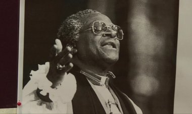 South Africa's Tutu to lie in state for two days