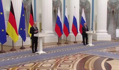 West sees 'positive signs' as Russia says some troops pull back