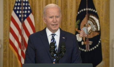 Biden unveils sanctions to turn Putin into 'pariah'