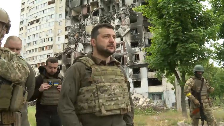 Zelensky visits Ukraine's east as Russia makes push in Donbas