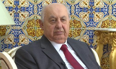 Tunisia expert drafting new constitution says no reference to Islam