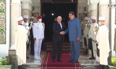Venezuela's Maduro visits Algeria