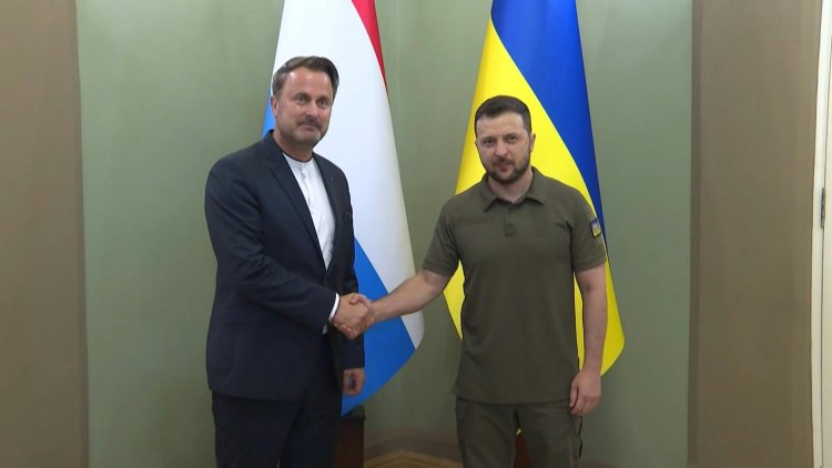 Luxembourg PM condemns 'senseless cruelty' on Ukraine visit