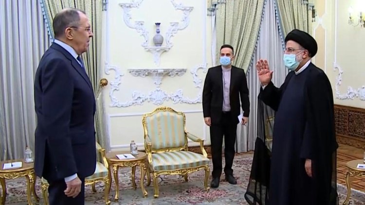 Russia FM in Iran for talks