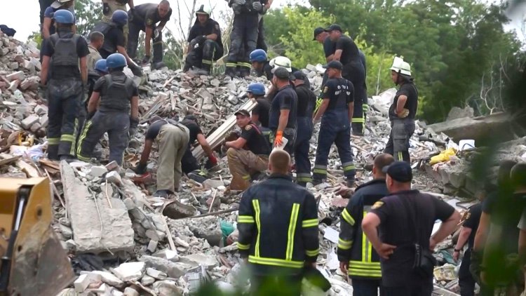 Russian shelling in east Ukraine kills at least 15