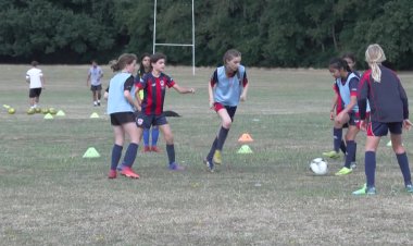 England's Euro 2022 winners urge next PM to support girls' football