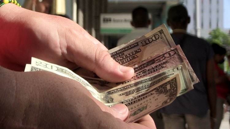 Cuban government will buy USD at the black market rate