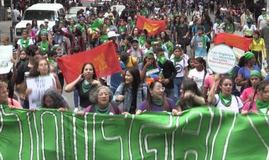 Hundreds march in Caracas on International Safe Abortion Day