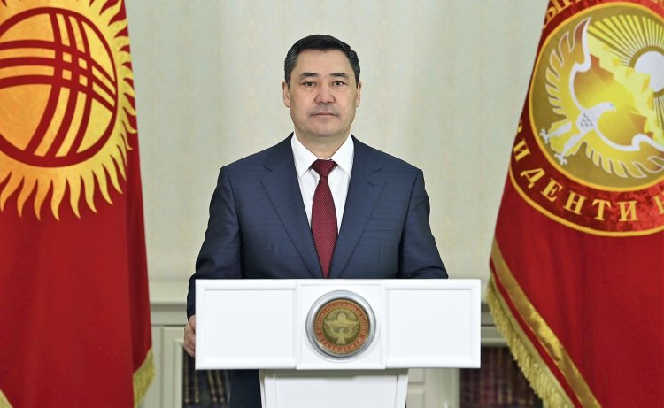 Kyrgyz leader urges unity after Tajik border clashes