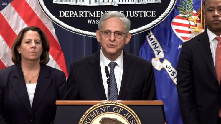 US Justice Dept taps independent prosecutor for Trump probes