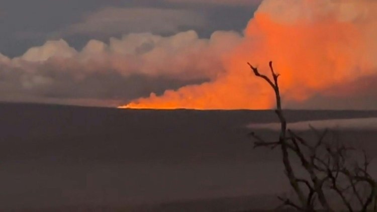 World's largest volcano erupts in Hawaii