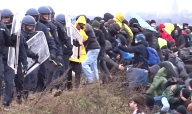 Violent clashes between police and anti-coal demonstrators