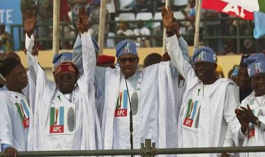 Nigeria's Tinubu rallies in Lagos powerbase before election