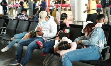 Hundreds of passengers stranded in Colombia, Peru as Viva Air grounded