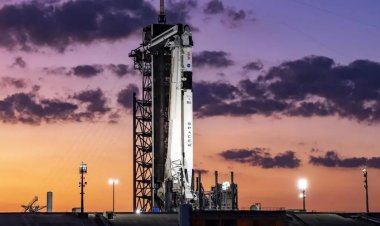 SpaceX Dragon crew blasts off for International Space Station