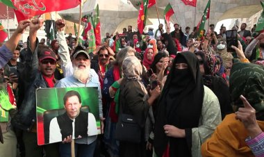 Imran Khan Supporters Detained