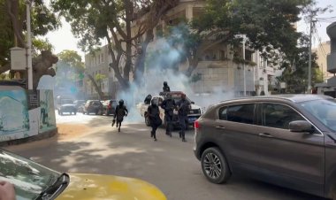 Senegal Debates Election Delay Amid Clashes