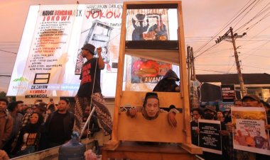 Indonesian Students Protest Election Interference