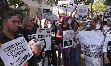 Activists Rally for Detained Spanish Activist