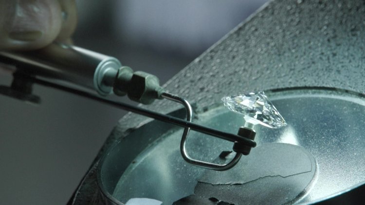 Lab-Grown Diamonds Transform Market