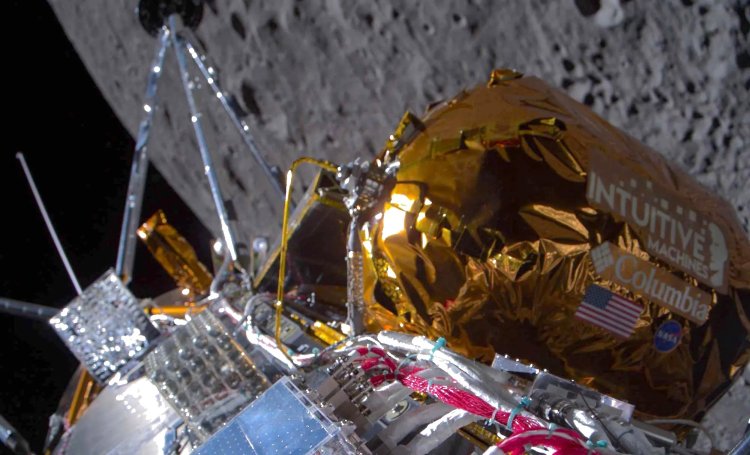 first commercial outfit to put a spacecraft on the Moon