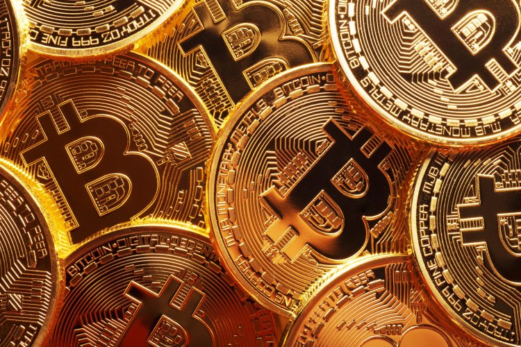 Bitcoin Hits $60,000