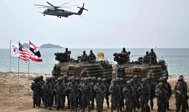 Marine Forces Storm Thailand Beach