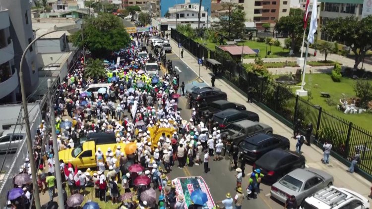 Peruvian Miners Protest