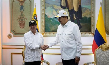 Colombia's President Calls for Political Peace in Venezuela