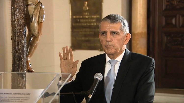 Minister Resigns Amid Rolexgate Scandal