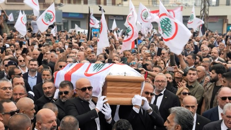 Lebanese Mourn Slain Official Amid Hezbollah Suspicions