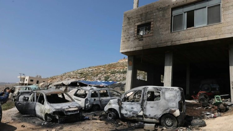 Israeli Strikes Intensify in Central Gaza