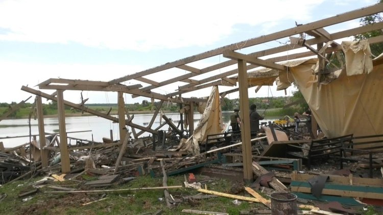 Russian Shelling Kills 10 in Ukraine's Kharkiv Region