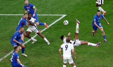 Bellingham's Last-Minute Goal Rescues England