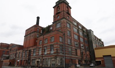 Leigh's Economic Woes Persist Pre-Election