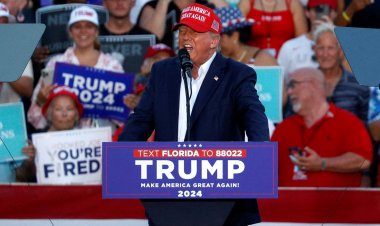 Trump Targets Harris and Biden at Florida Rally