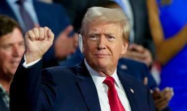 Trump Draws Cheers at GOP Convention