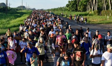 Migrants Trek North to the U.S. Ahead of Election