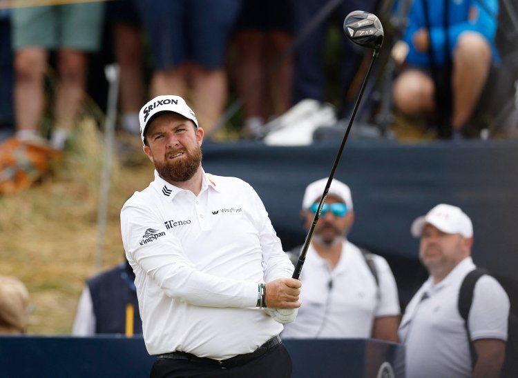 Lowry Leads Open After Masterful Second Round
