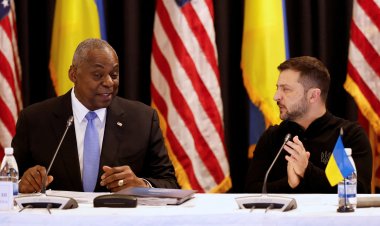 Zelenskiy Pushes for Long-Range Strikes at Ramstein