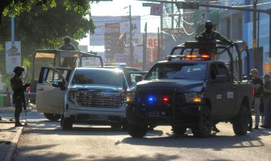 Rival Sinaloa Cartel factions clash in Mexico