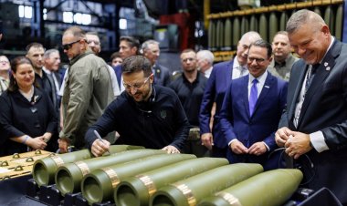 Zelensky presents war plan during U.S. visit