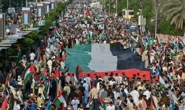 Thousands march in Karachi for Gaza solidarity