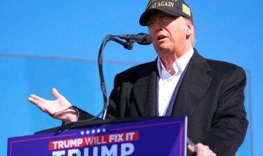 Trump holds rally in New Mexico, targets rivals